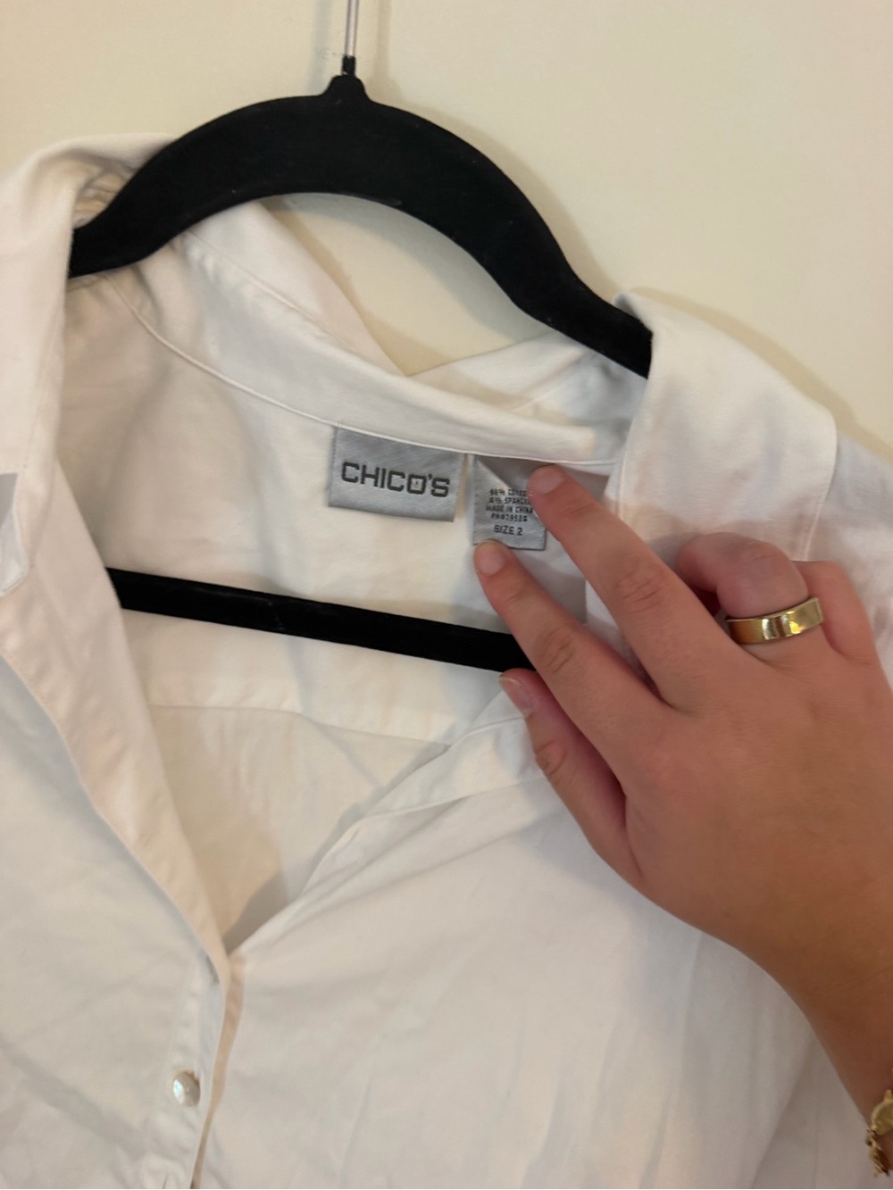 Chico's White Classic Button-Down Shirt size 2 - Picture 3 of 4